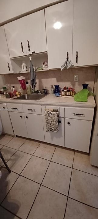 Недавно продано: $250,000 (0 спален, 1 ванн, 460 Квадратных фут)