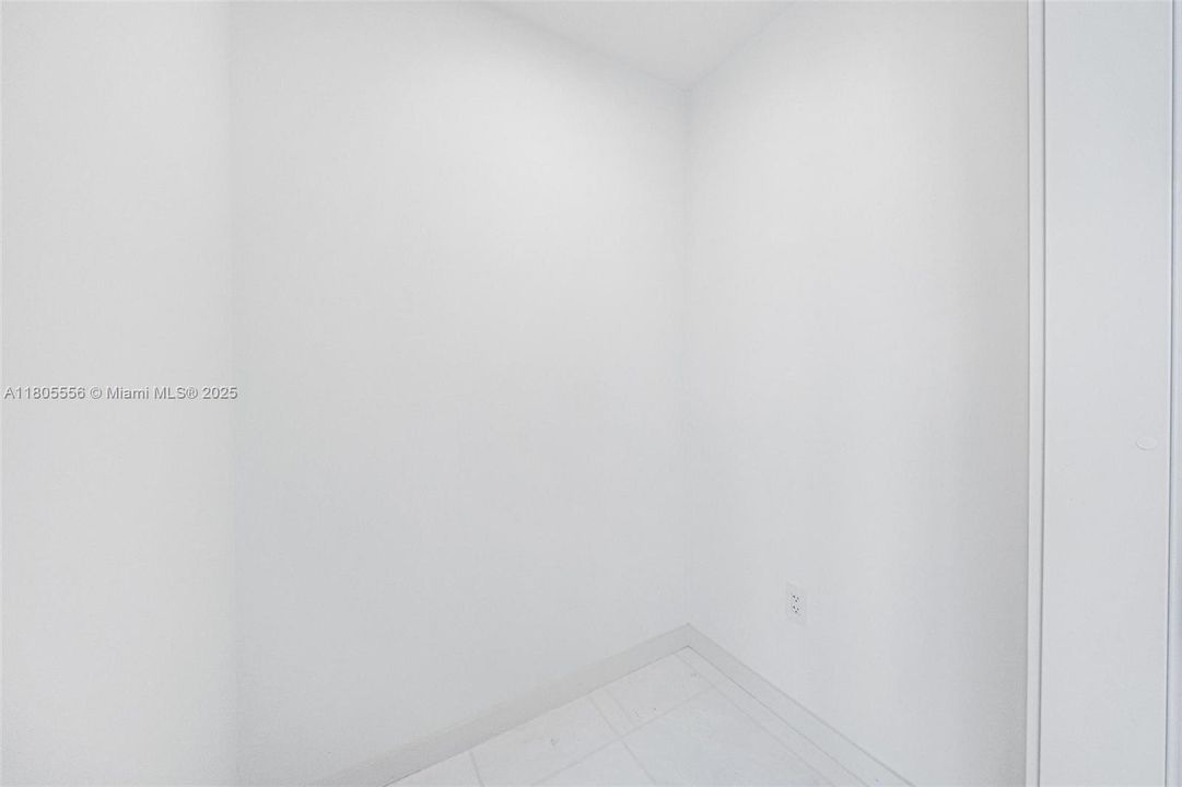 For Sale: $2,800,000 (2 beds, 3 baths, 1871 Square Feet)