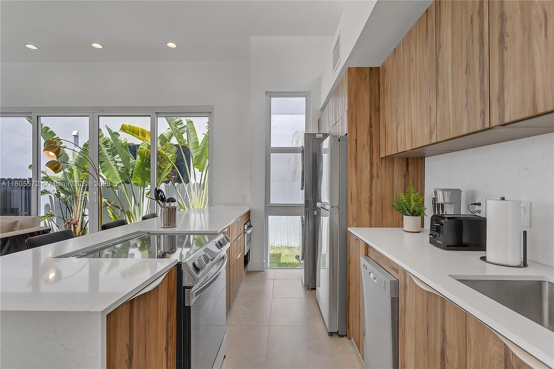 Activo con contrato: $850,000 (3 camas, 2 baños, 1210 Pies cuadrados)