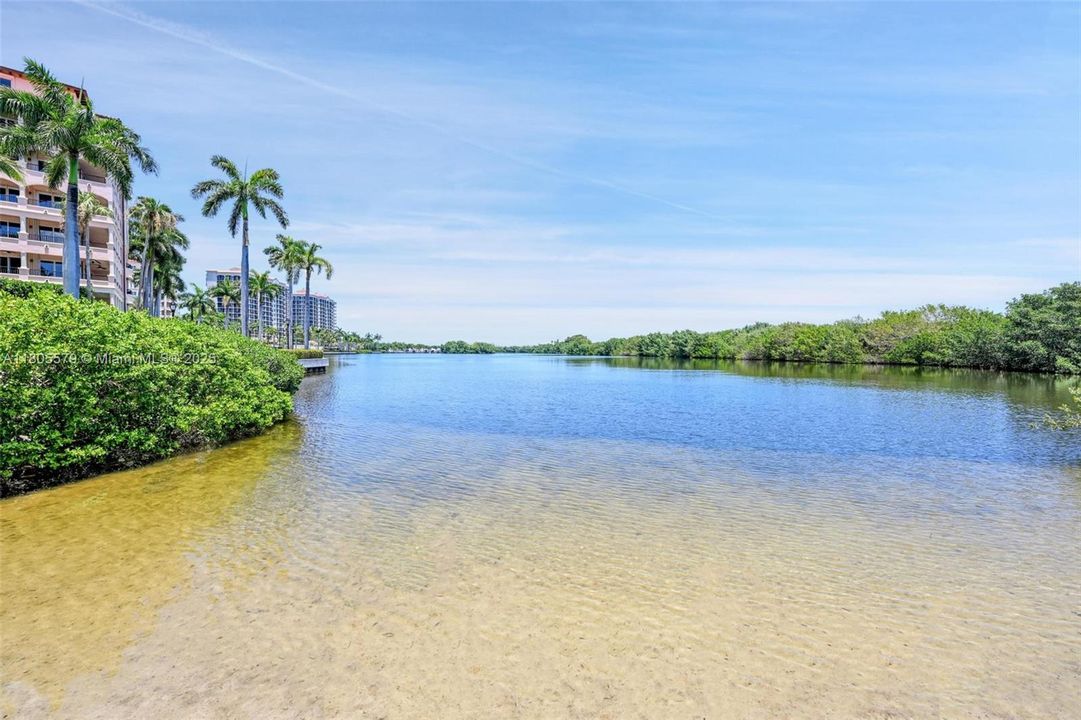 最近租的: $13,750 (3 贝兹, 3 浴室, 2980 平方英尺)