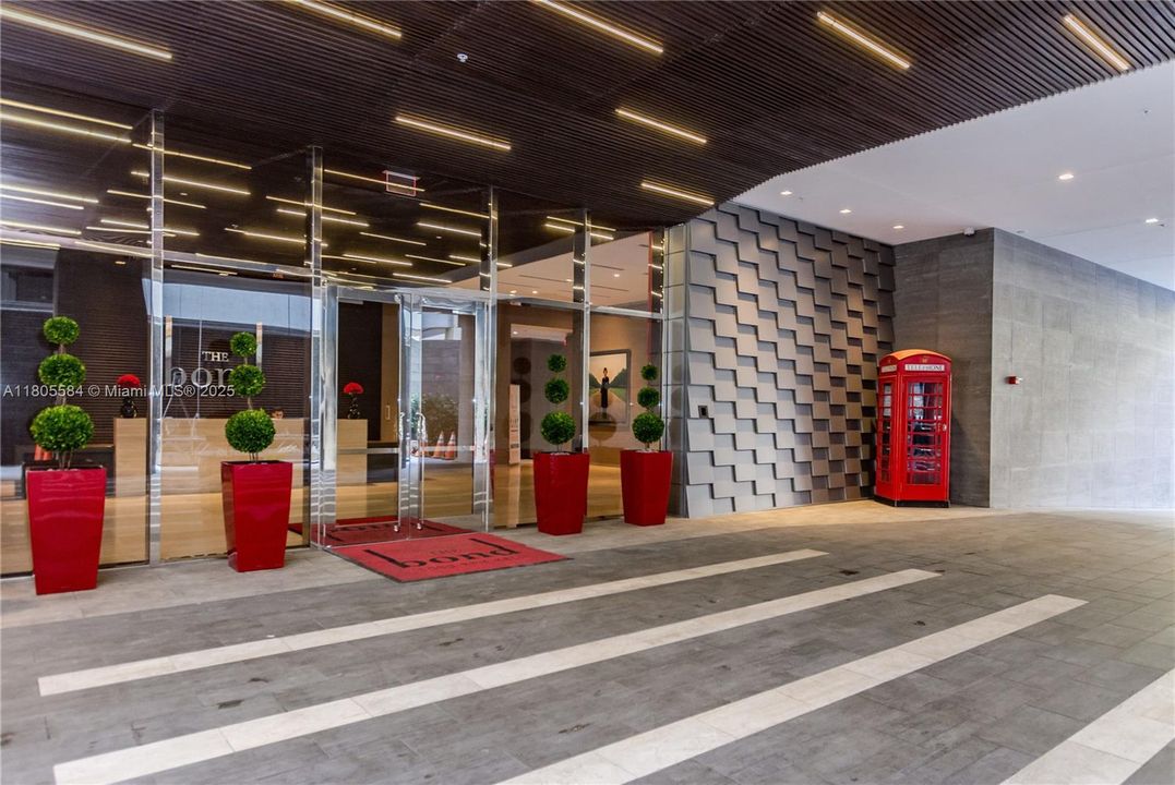 Recently Sold: $625,900 (1 beds, 1 baths, 830 Square Feet)