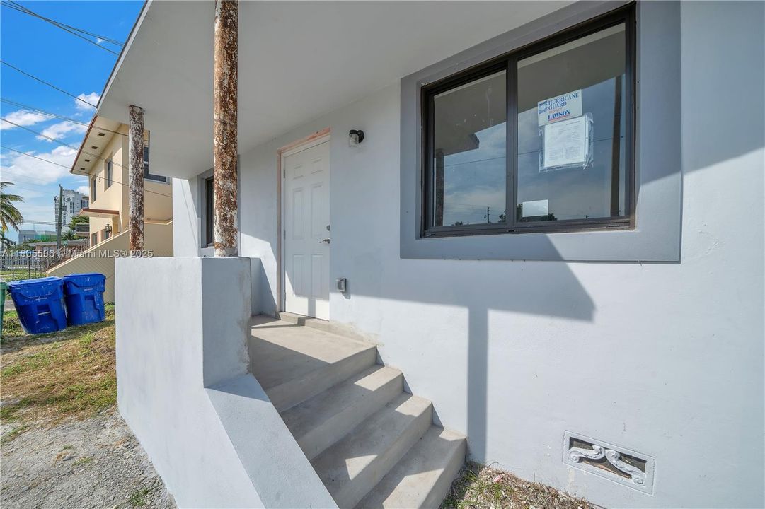 最近售出: $1,395,000 (0 贝兹, 0 浴室, 2475 平方英尺)