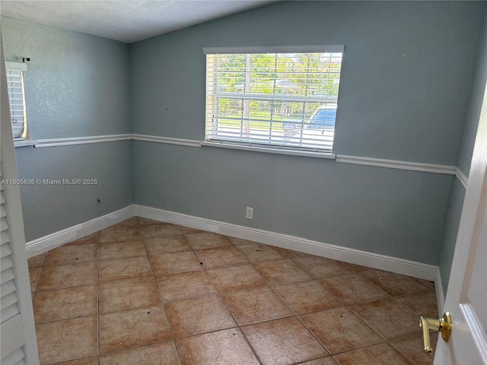 最近租的: $3,600 (4 贝兹, 2 浴室, 1680 平方英尺)