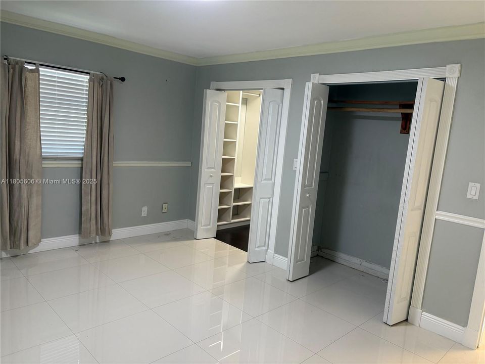 最近租的: $3,600 (4 贝兹, 2 浴室, 1680 平方英尺)