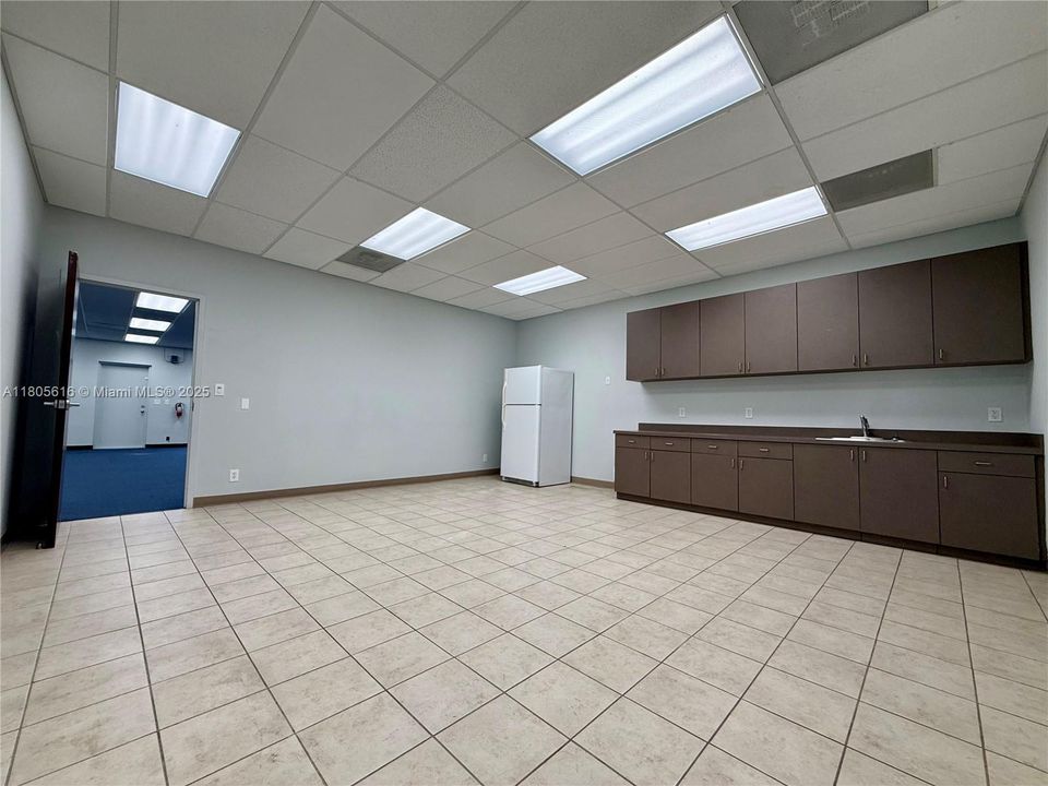 出租: $15 (0 贝兹, 0 浴室, 0 平方英尺)