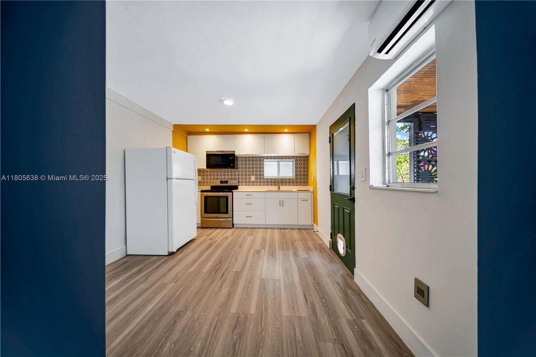 Vendido Recientemente: $1,699,000 (0 camas, 0 baños, 2668 Pies cuadrados)