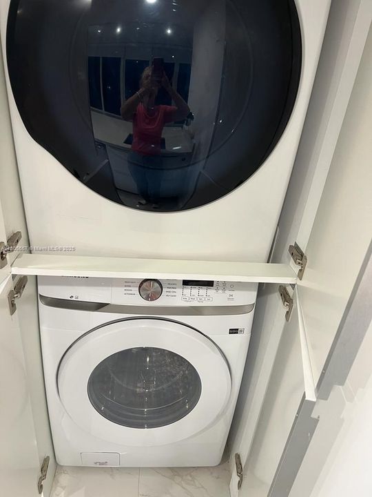 最近售出: $529,000 (2 贝兹, 2 浴室, 1030 平方英尺)