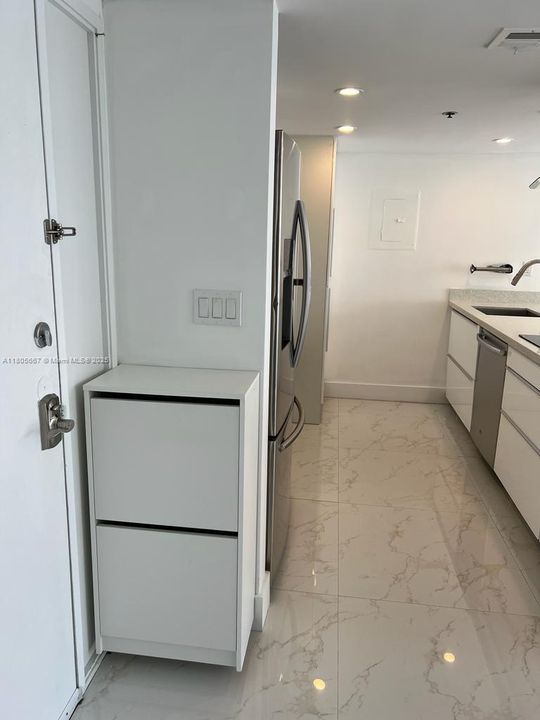 最近售出: $529,000 (2 贝兹, 2 浴室, 1030 平方英尺)