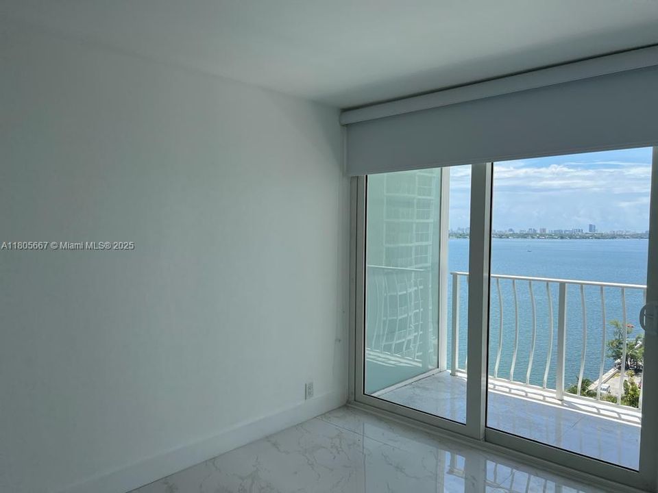 最近售出: $529,000 (2 贝兹, 2 浴室, 1030 平方英尺)