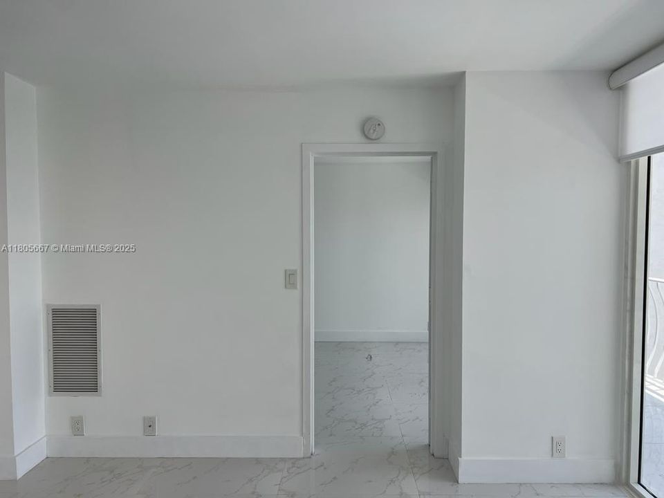 最近售出: $529,000 (2 贝兹, 2 浴室, 1030 平方英尺)