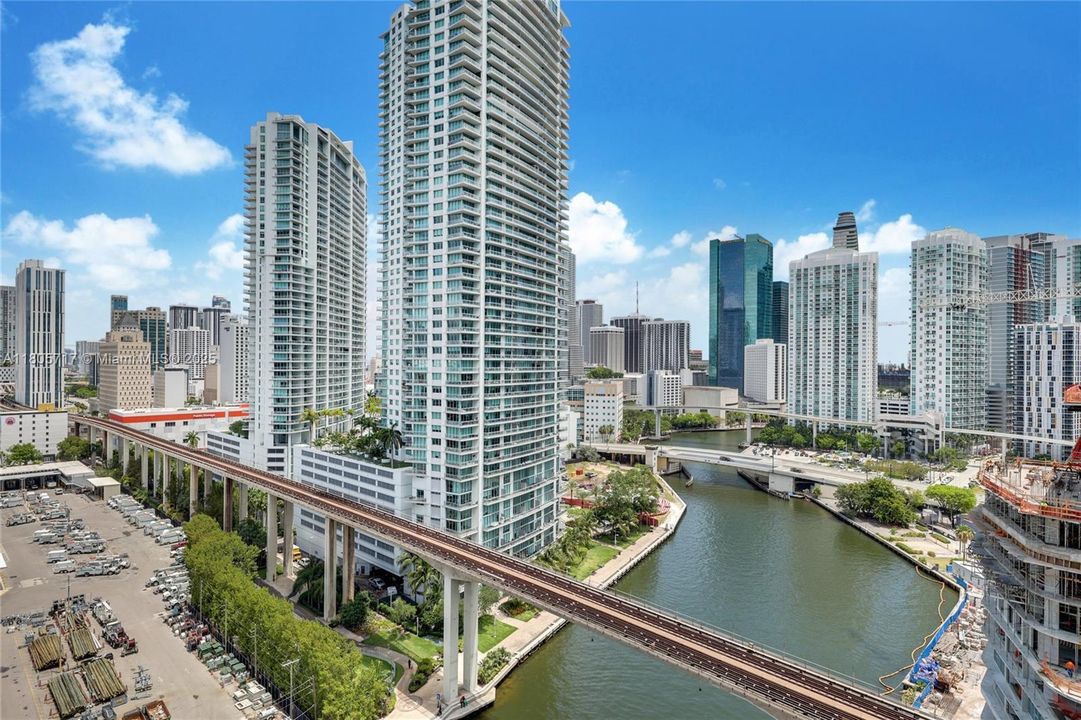 Recently Sold: $530,000 (2 beds, 2 baths, 1113 Square Feet)