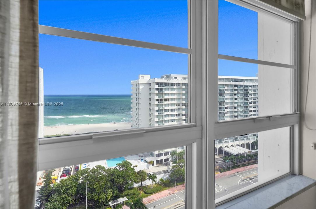 Vendido Recientemente: $990,000 (2 camas, 2 baños, 2210 Pies cuadrados)