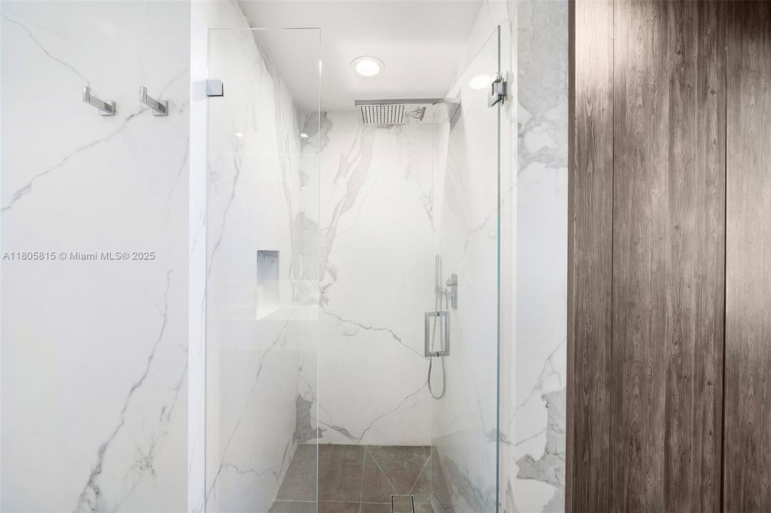 待售: $1,245,000 (3 贝兹, 2 浴室, 1577 平方英尺)