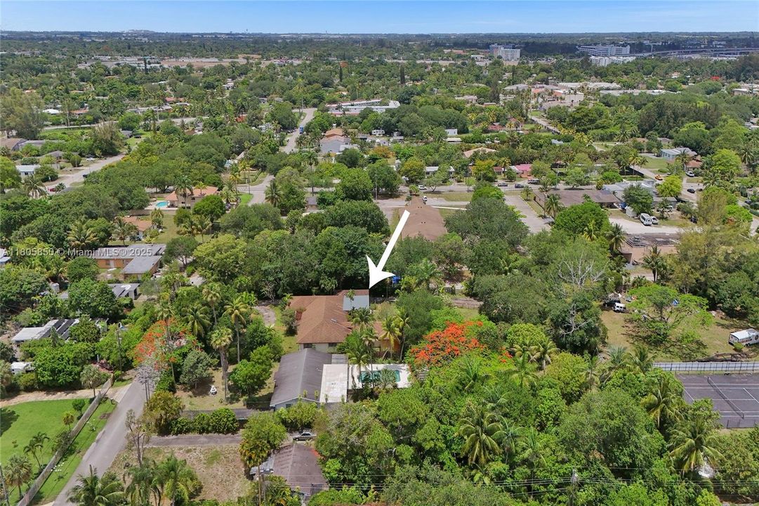 En Venta: $1,650,000 (7 camas, 4 baños, 4245 Pies cuadrados)