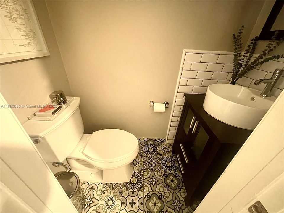 1/2 Bathroom on 1st floor