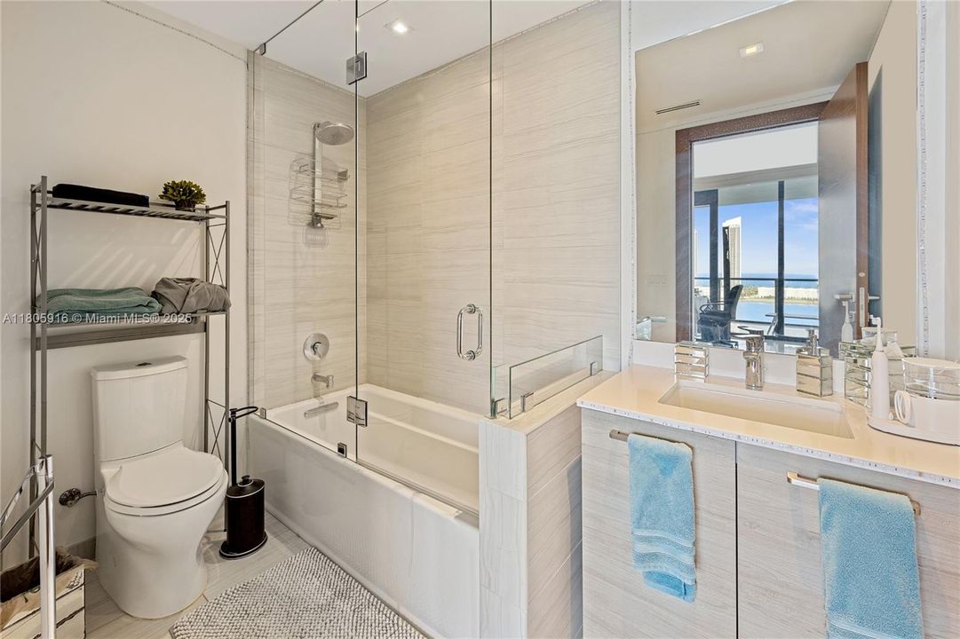 待售: $9,900,000 (7 贝兹, 5 浴室, 6293 平方英尺)