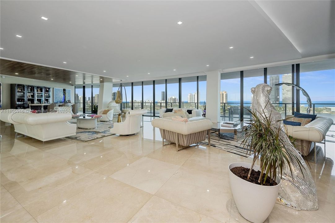 待售: $9,900,000 (7 贝兹, 5 浴室, 6293 平方英尺)