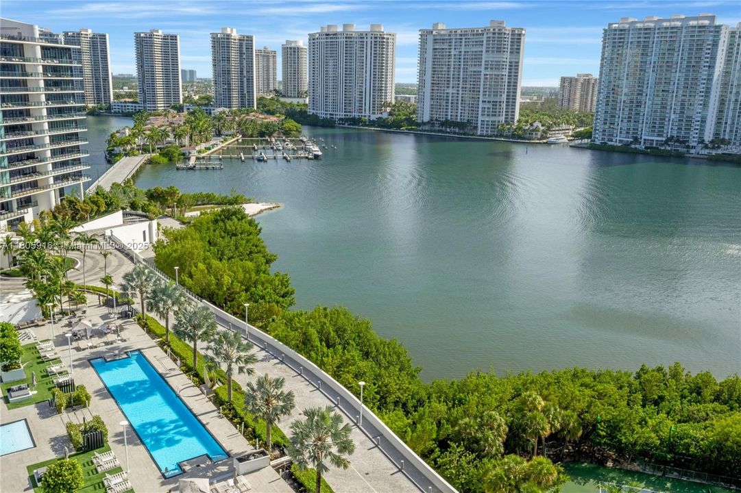 待售: $9,900,000 (7 贝兹, 5 浴室, 6293 平方英尺)