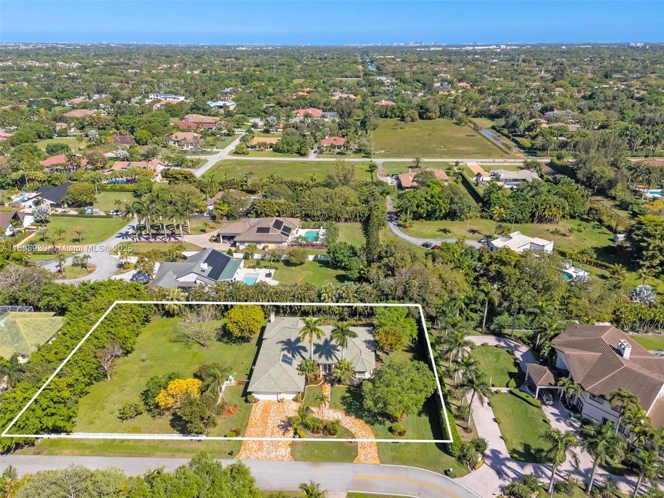 Recently Sold: $1,549,000 (4 beds, 4 baths, 4030 Square Feet)