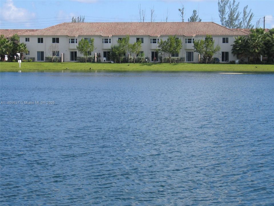 Active With Contract: $220,000 (3 beds, 2 baths, 1099 Square Feet)