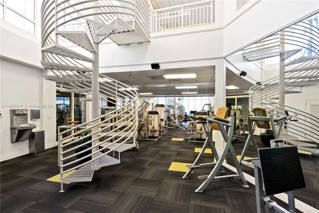 For Sale: $850,000 (1 beds, 1 baths, 1087 Square Feet)