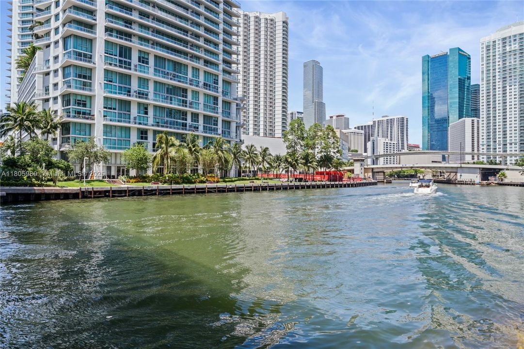 Recently Sold: $495,000 (2 beds, 2 baths, 1113 Square Feet)