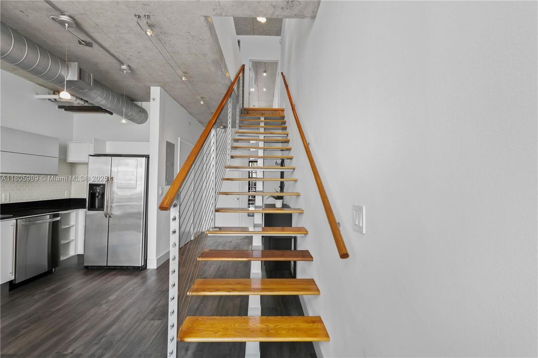 Recently Sold: $495,000 (2 beds, 2 baths, 1113 Square Feet)