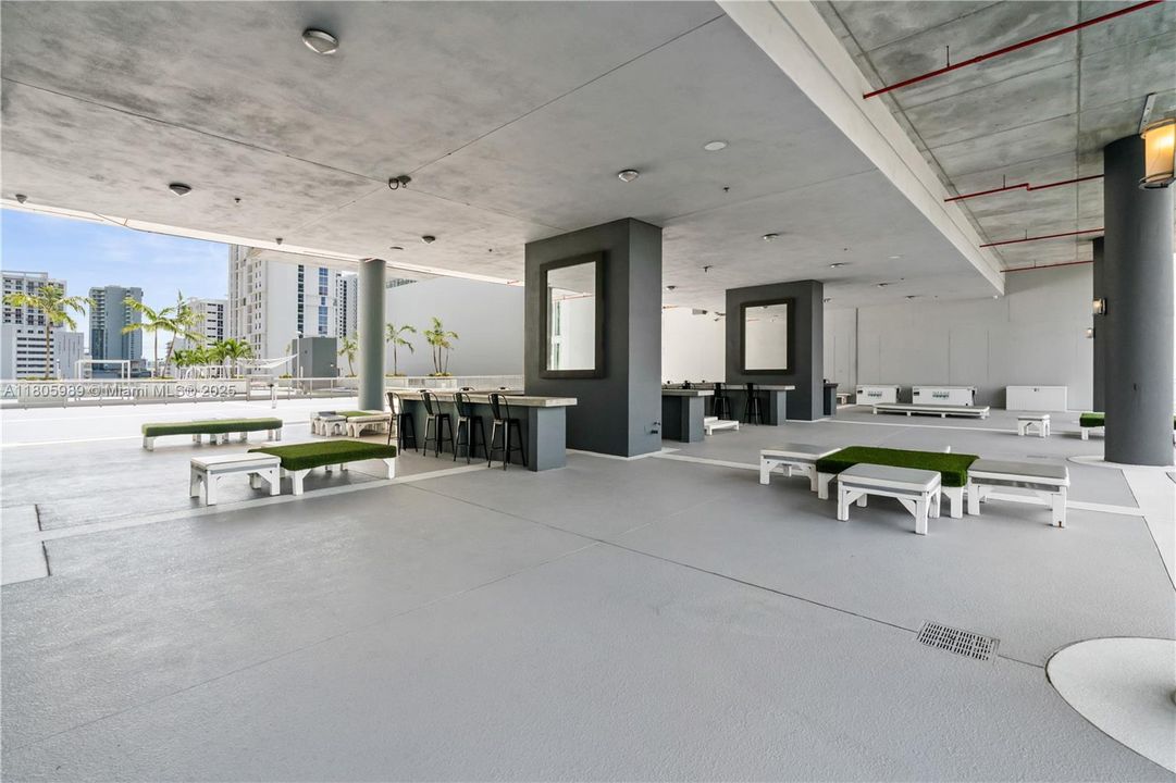 Recently Sold: $495,000 (2 beds, 2 baths, 1113 Square Feet)