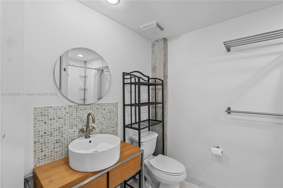 Recently Sold: $495,000 (2 beds, 2 baths, 1113 Square Feet)