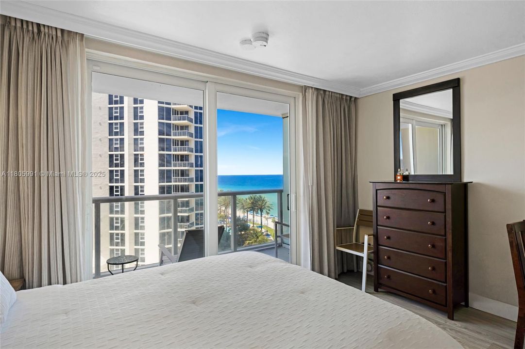 最近售出: $129,890 (0 贝兹, 1 浴室, 360 平方英尺)