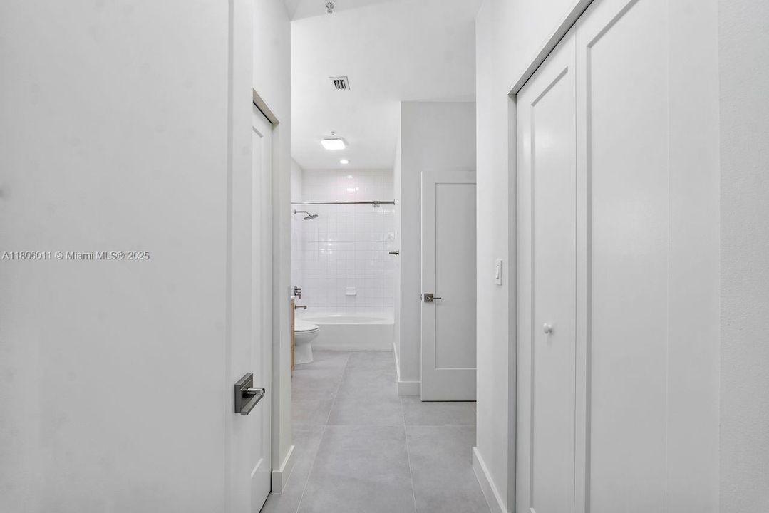 На продажу: $382,050 (1 спален, 1 ванн, 707 Квадратных фут)