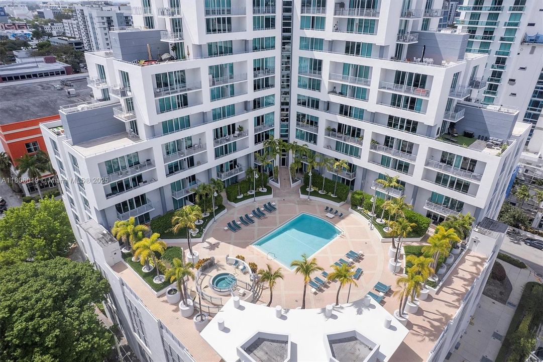 Vendido Recientemente: $335,000 (1 camas, 1 baños, 679 Pies cuadrados)