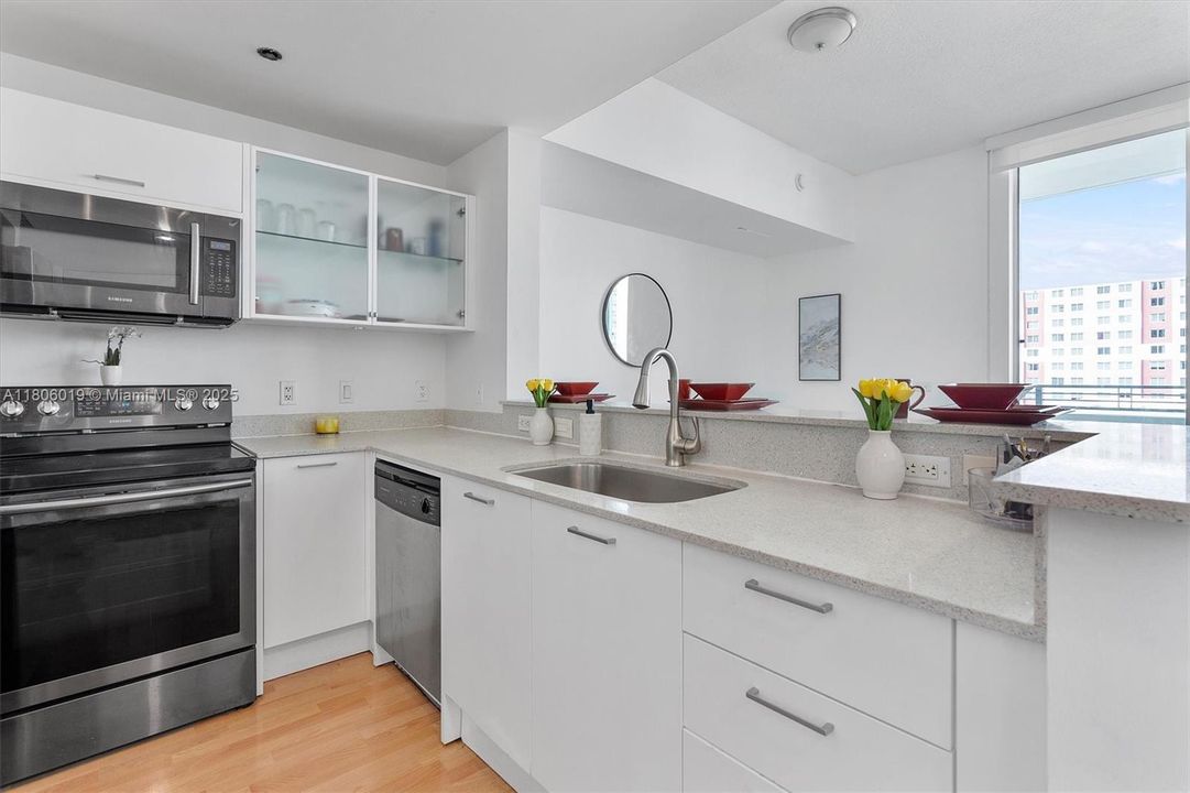 Vendido Recientemente: $335,000 (1 camas, 1 baños, 679 Pies cuadrados)