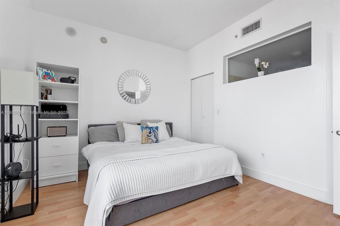 Vendido Recientemente: $335,000 (1 camas, 1 baños, 679 Pies cuadrados)