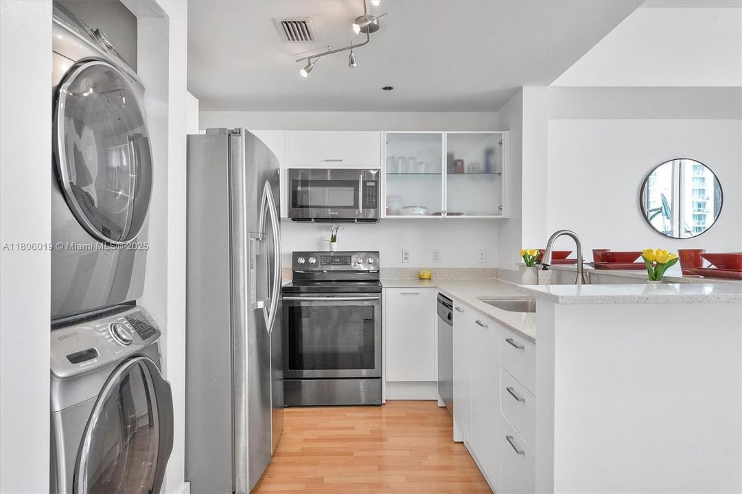 Vendido Recientemente: $335,000 (1 camas, 1 baños, 679 Pies cuadrados)