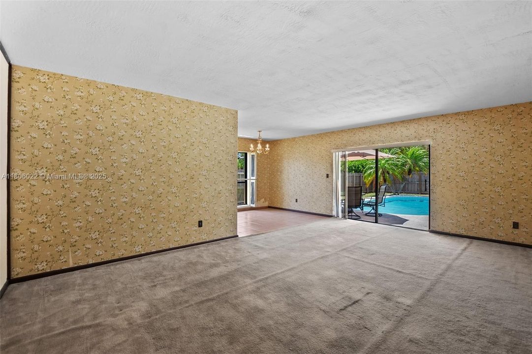 Vendido Recientemente: $699,000 (3 camas, 2 baños, 1953 Pies cuadrados)