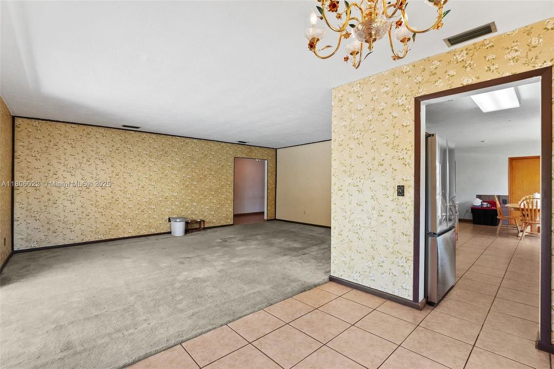 Vendido Recientemente: $699,000 (3 camas, 2 baños, 1953 Pies cuadrados)