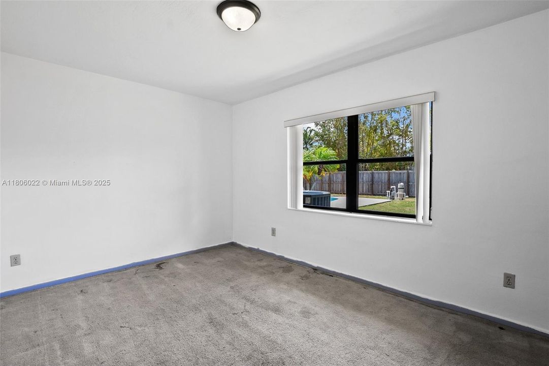 Vendido Recientemente: $699,000 (3 camas, 2 baños, 1953 Pies cuadrados)