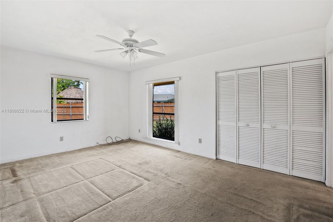 Vendido Recientemente: $699,000 (3 camas, 2 baños, 1953 Pies cuadrados)