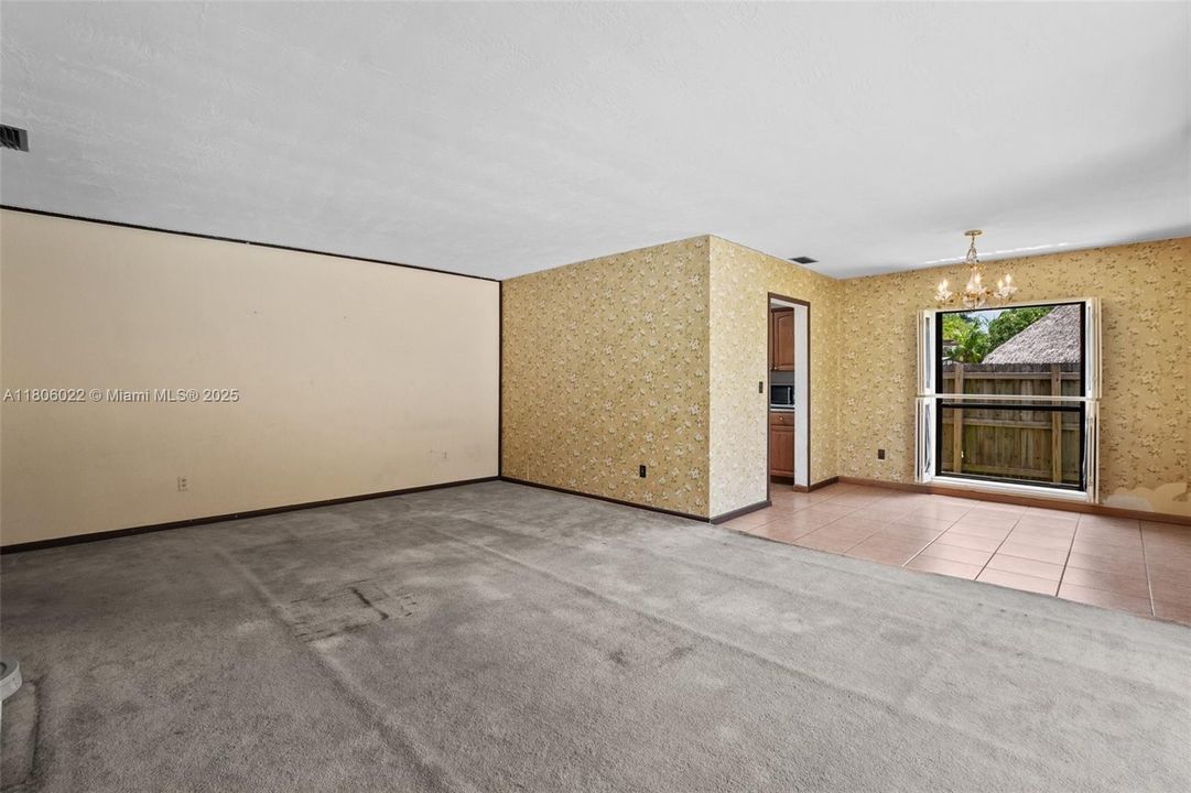 Vendido Recientemente: $699,000 (3 camas, 2 baños, 1953 Pies cuadrados)