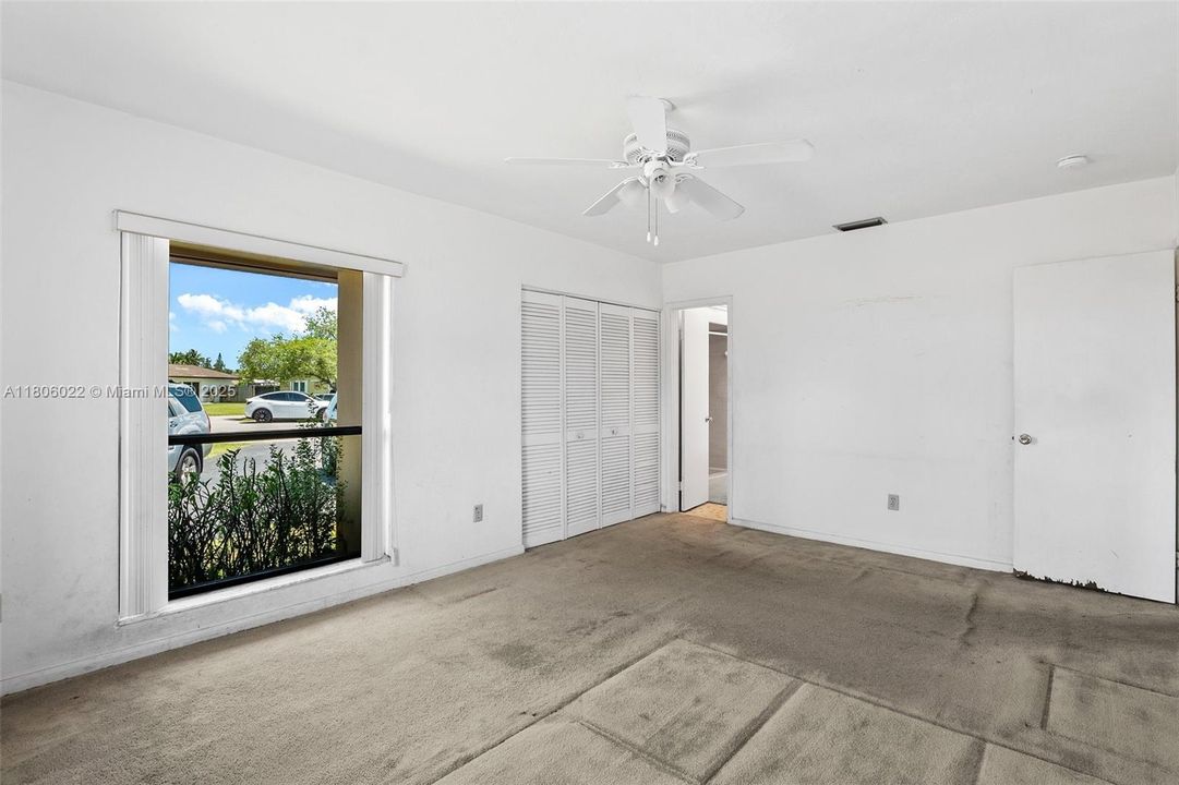 Vendido Recientemente: $699,000 (3 camas, 2 baños, 1953 Pies cuadrados)