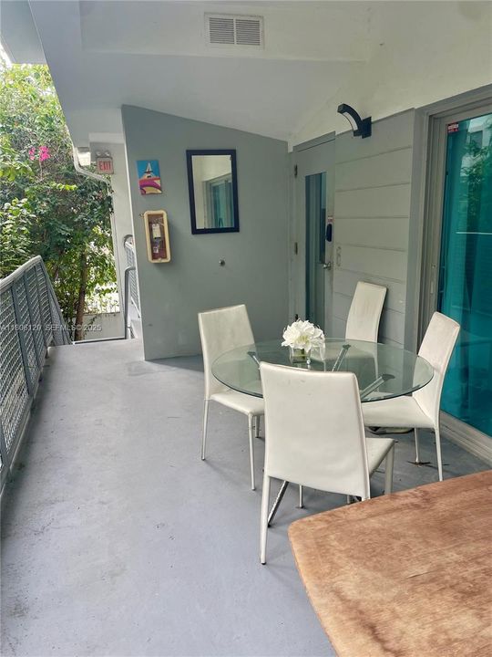 En Venta: $1,470,000 (2 camas, 2 baños, 1381 Pies cuadrados)