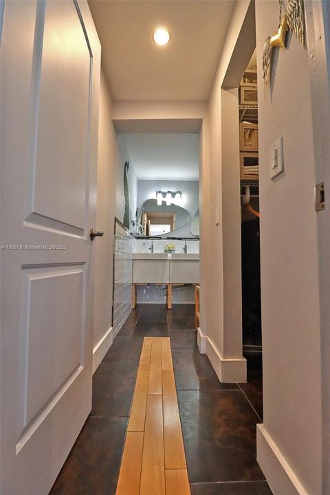 Recently Sold: $825,000 (4 beds, 4 baths, 2228 Square Feet)