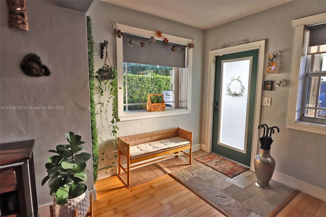 Recently Sold: $825,000 (4 beds, 4 baths, 2228 Square Feet)