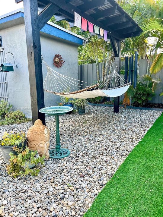 Recently Sold: $825,000 (4 beds, 4 baths, 2228 Square Feet)