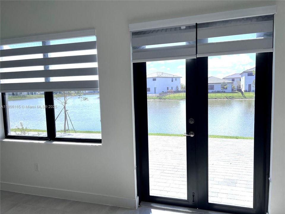 Recently Rented: $5,200 (4 beds, 3 baths, 2816 Square Feet)