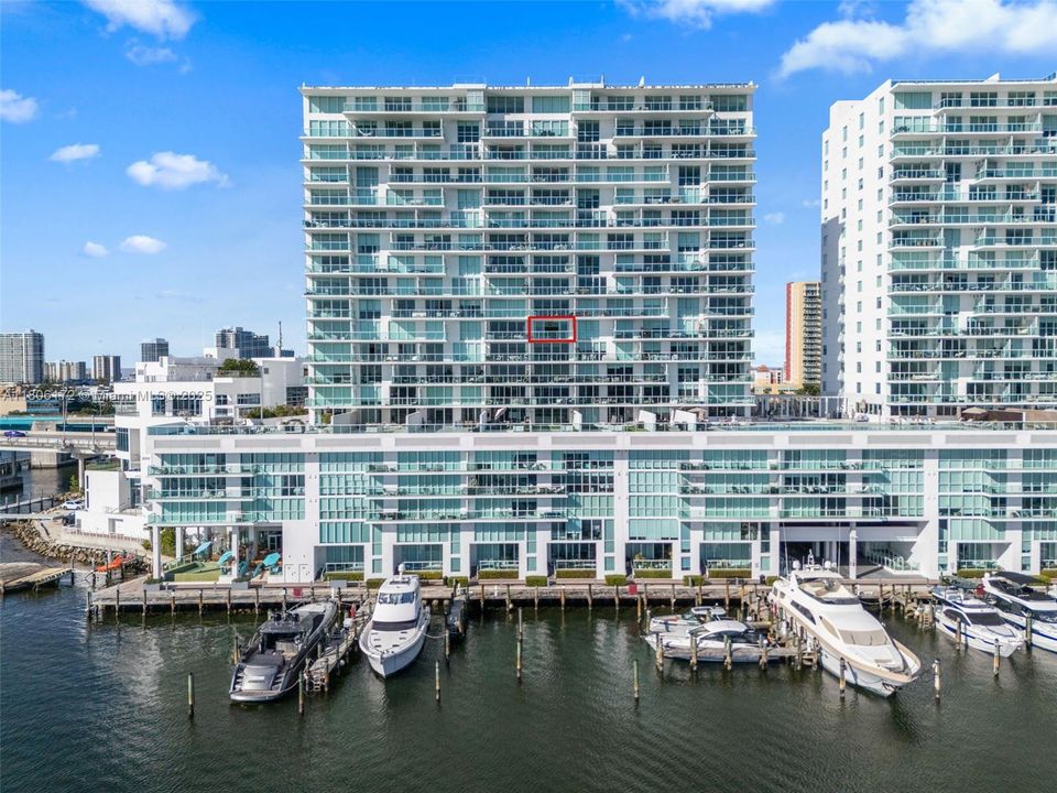 待售: $1,150,000 (3 贝兹, 2 浴室, 1705 平方英尺)