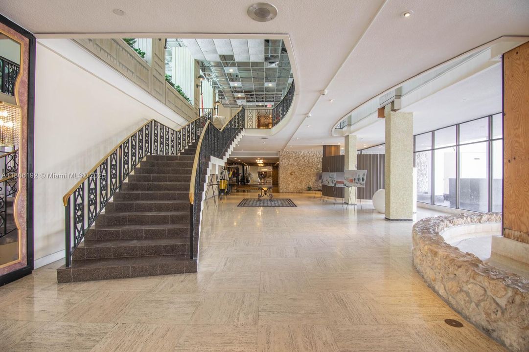 待售: $549,000 (2 贝兹, 2 浴室, 1048 平方英尺)