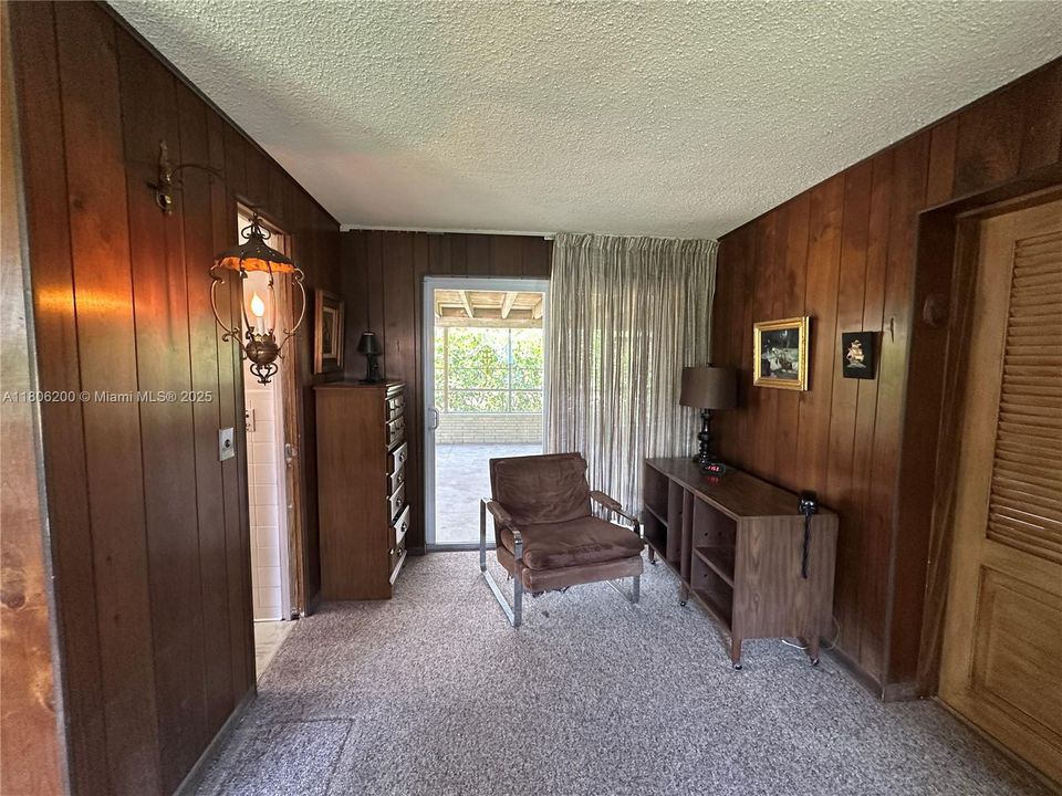 Vendido Recientemente: $1,210,999 (2 camas, 2 baños, 1606 Pies cuadrados)