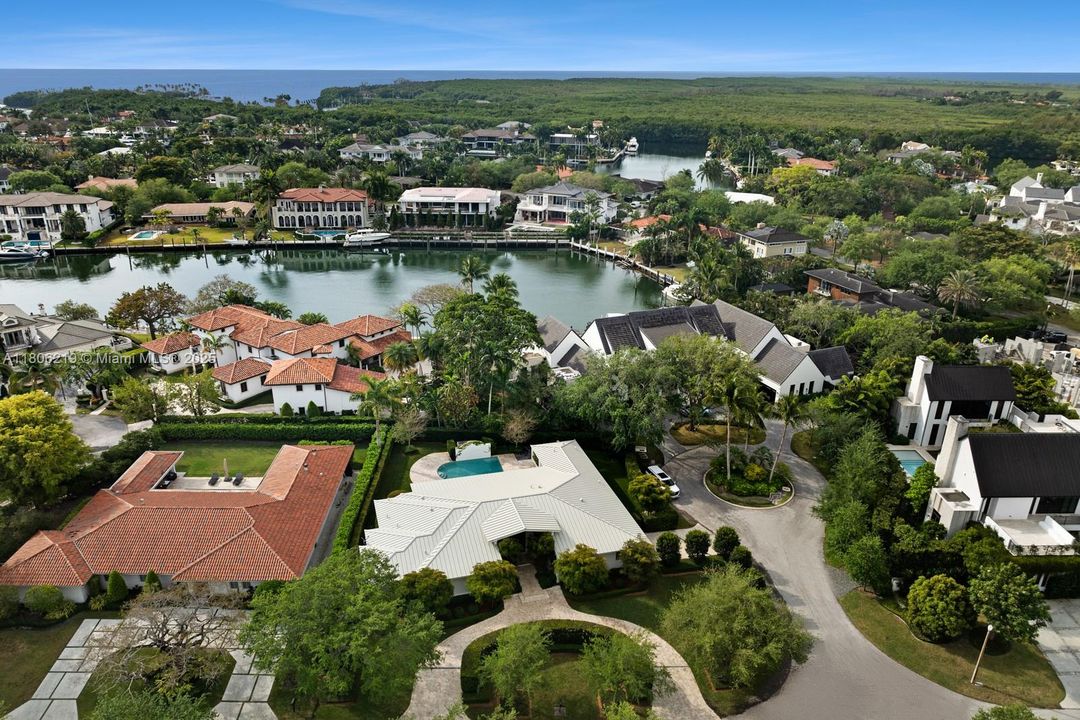 Recently Rented: $22,000 (4 beds, 4 baths, 3595 Square Feet)